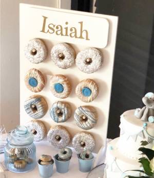 Product thumbnail SINGLE Bespoke Donut Wall With Removable Personalised Plaque